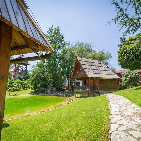 Etno Selo Stanisici Etno Kuce Hotel Dijelovi